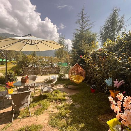 Himalayan Hill Queen Resort, Manali M98160-43400 Eksteriør bilde