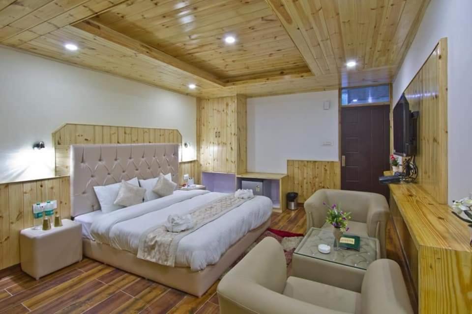 Himalayan Hill Queen Resort, Manali M98160-43400 Eksteriør bilde