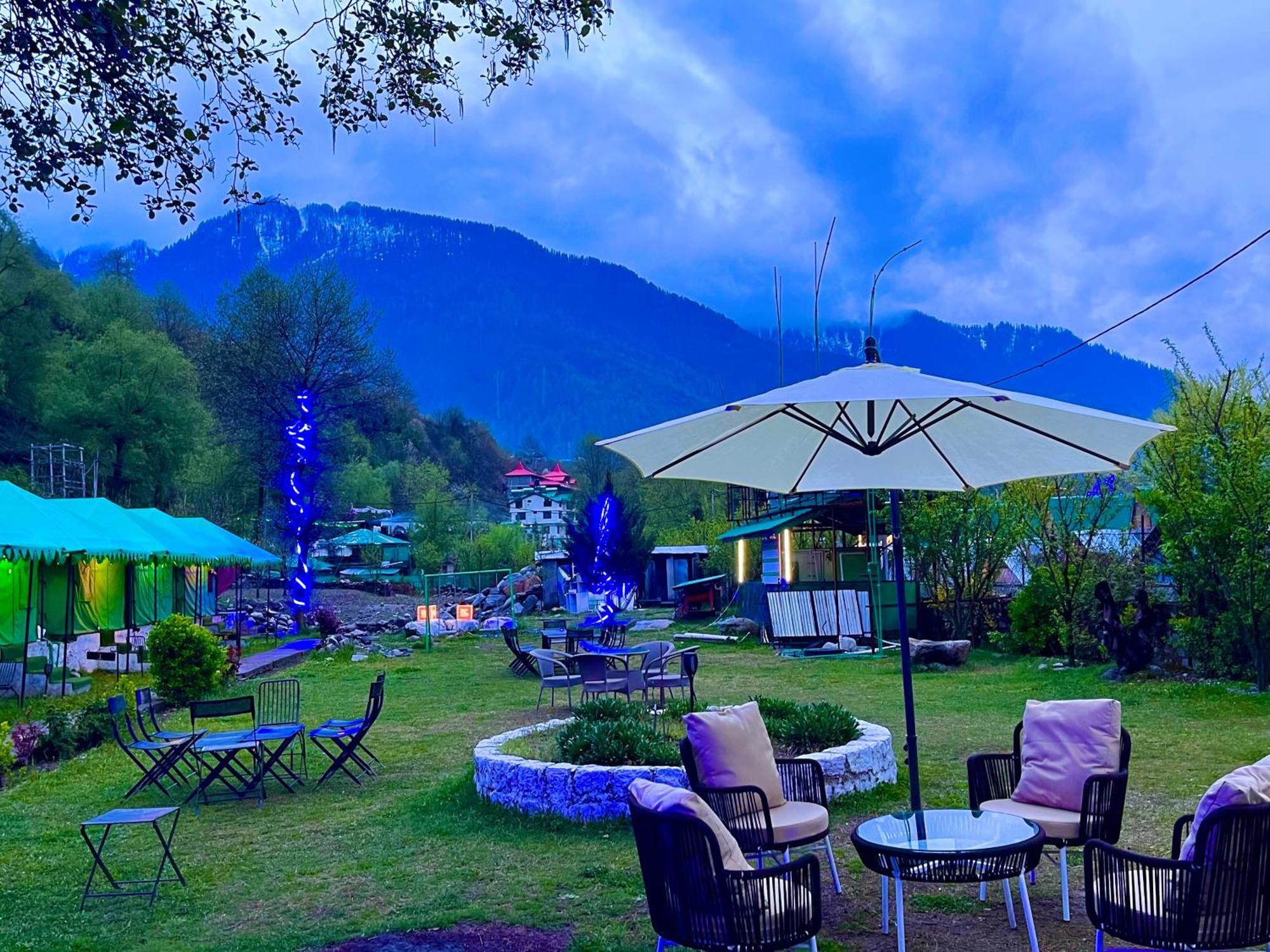 Himalayan Hill Queen Resort, Manali M98160-43400 Eksteriør bilde