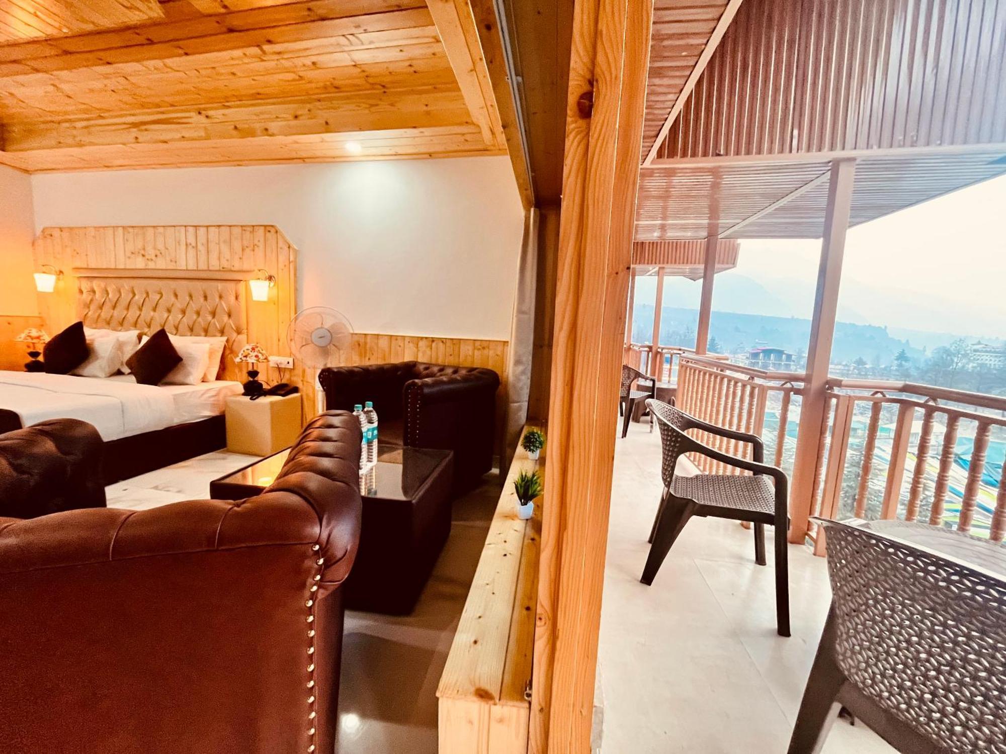 Himalayan Hill Queen Resort, Manali M98160-43400 Eksteriør bilde