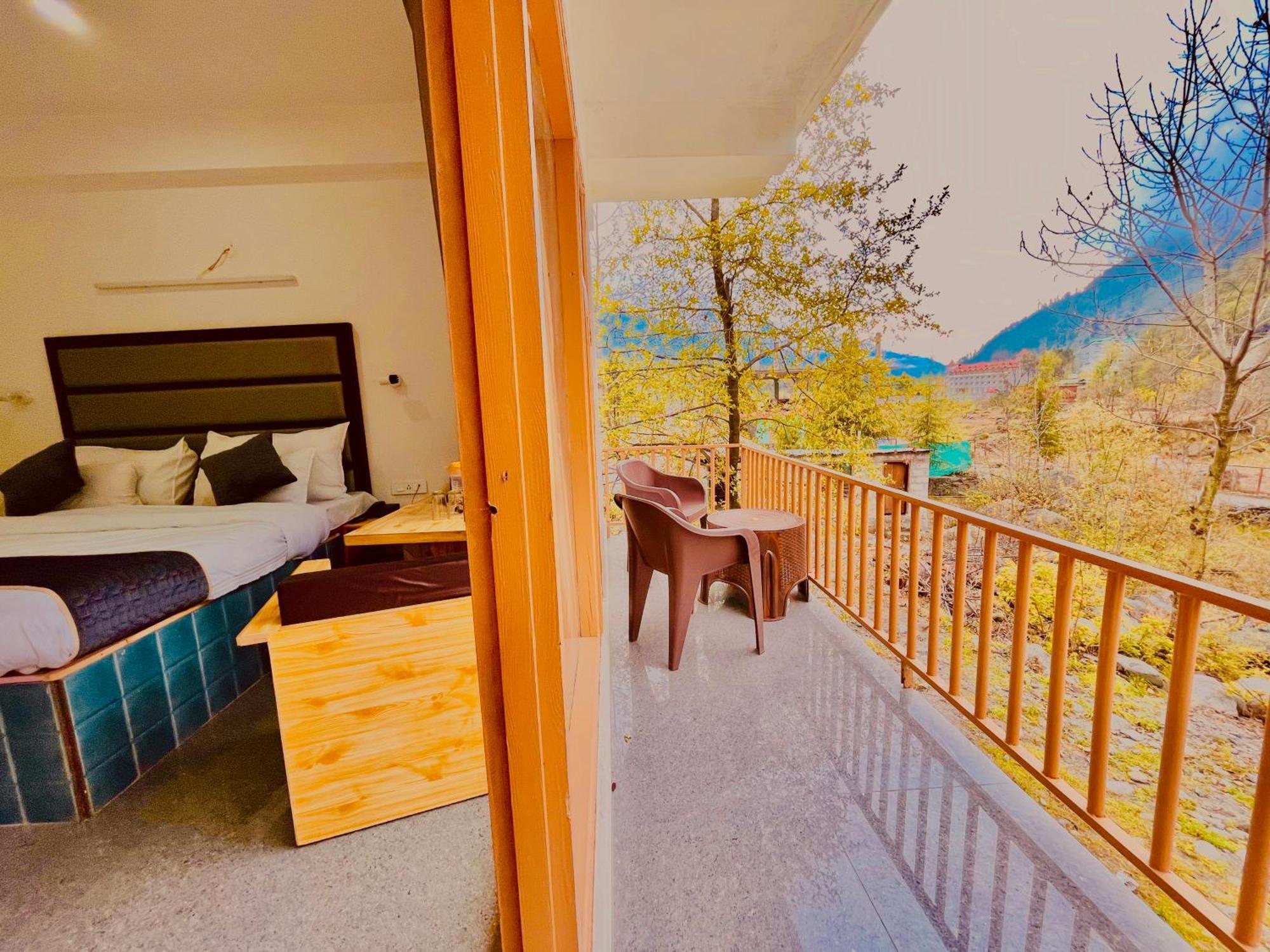 Himalayan Hill Queen Resort, Manali M98160-43400 Eksteriør bilde