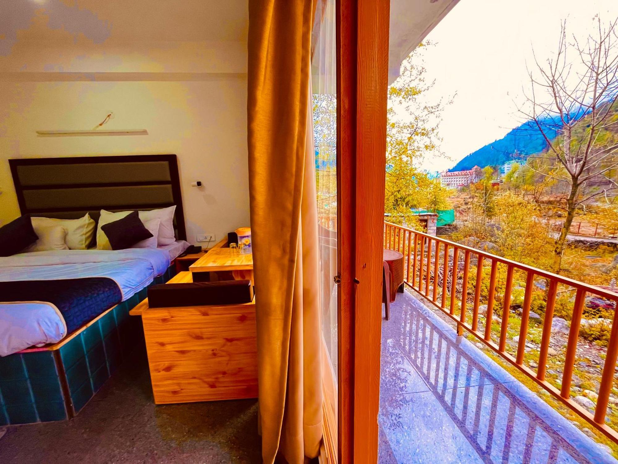 Himalayan Hill Queen Resort, Manali M98160-43400 Eksteriør bilde